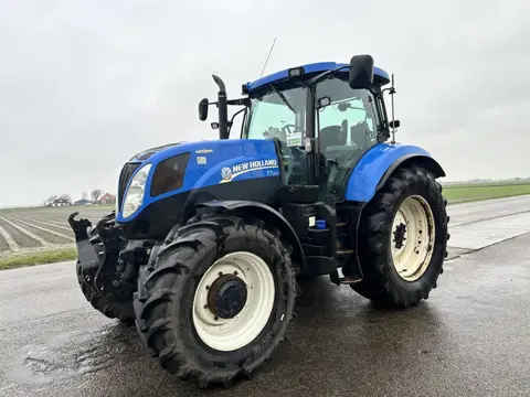 New Holland T7.210