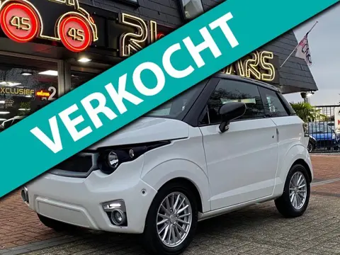 JDM Xheos Range Rover 11dkm brommobiel 45km