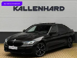 BMW 5 Serie 530e M-Sport - Individual ''Crystal Casserit Black'' - Dak - Head-Up