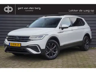 Volkswagen Tiguan Allspace 1.5 TSI Life Business - 7 PERSOONS - PANODAK - TREKHAAK - VIRT. COCKPIT -