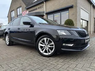 Škoda Octavia 1.5 TSI Automaat Business Edition Trekhaak / Camera / Carplay