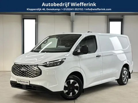 Ford E-Transit Cust. 320 L1H1 Trend 65 kWh 136pk | Stoelverwarming | Carplay | Camera | Elek. spiege