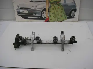 Set injectoren met brug Opel Corsa B X14XE