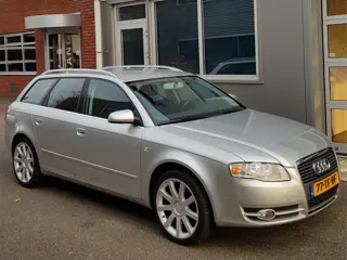 Audi A4 Avant 2.0 Navi Trekhaak 18"Vlg BlueTooth Cruise