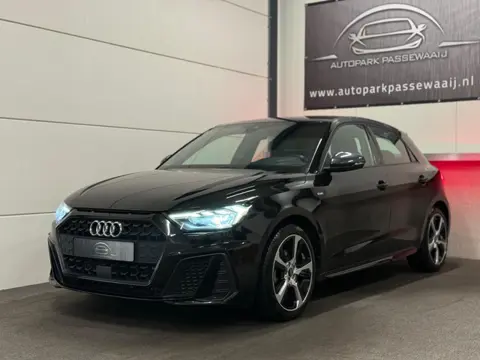 Audi A1 Sportback 35 TFSI 3x S-Line Cruise Control, LED, Keyless Start, Apple Carplay, CLimate Contr