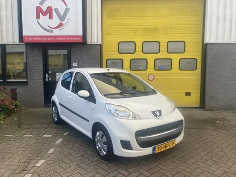 Peugeot 107 1.0-12V Urban Move Airco 5 drs (bj 2010)