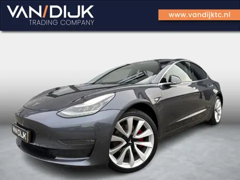 Tesla Model 3 Long Range RWD 75 kWh ✓SOH 88.3% ✓Autopilot ✓Panoramadak ✓Vol Leder ✓360º Camera ✓Stoe