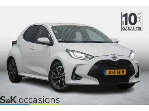 Toyota Yaris 1.5 VVT-i Dynamic PDC ACC Camera Lane Assist