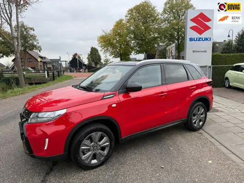 Suzuki Vitara 1.4 Boosterjet Smart Hybrid Select 08-2025 // 1500 kilo trekgewicht // Nieuwstaat // S