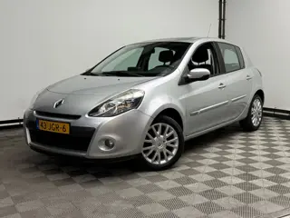 Renault Clio 1.6 Dynamique 5-drs Automaat Pano Navi
