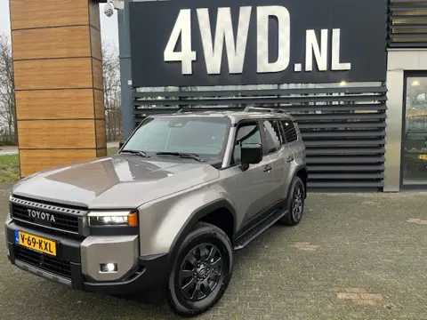 Toyota Land Cruiser 2.8 D-4D AUT VAN EXEC / PROF LEDER NAVI CLIMA CRAWL GEEN BPM ! FABR GARANTIE € 7