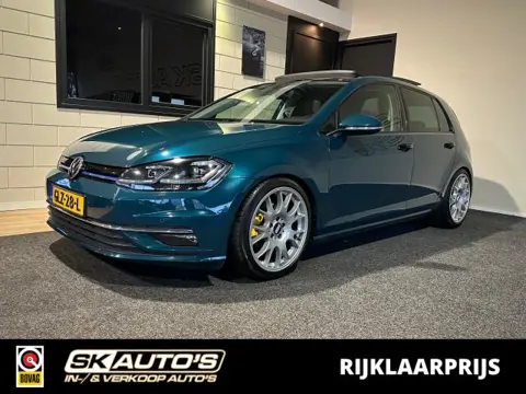 VOLKSWAGEN GOLF 1.5 TSI HIGHLINE FACELIFT l STOEL/STUURVER l LED l KACHELSTAND l PANORAMA l 