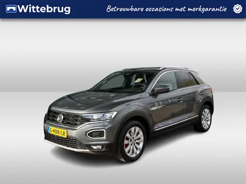 Volkswagen T-Roc 1.5 TSI Sport / Camera / Full Led / Stoelverwarming / Adaptive cruise