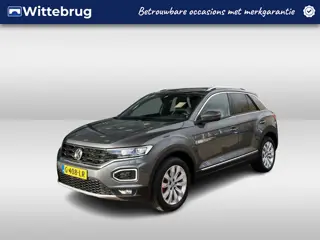 Volkswagen T-Roc 1.5 TSI Sport / Camera / Full Led / Stoelverwarming / Adaptive cruise