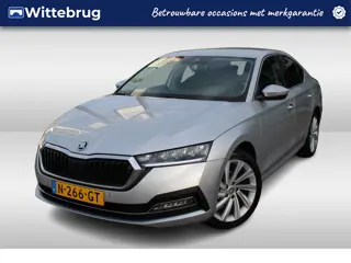 Škoda Octavia 1.0 TSI 110pk Business Edition / Navigatie / LM 18'' / App-Connect / Parkeersensoren /