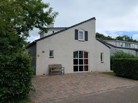 Vakantiehuis op veelzijdig vakantiepark vlakbij zee en De Cocksdorp
