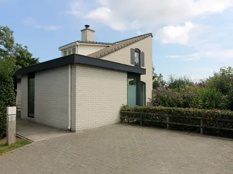 Vakantiehuis op veelzijdig vakantiepark vlakbij zee en De Cocksdorp