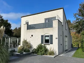 Vrijstaand huis met eigen sauna dichtbij de vuurtoren