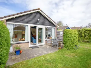 Vakantiebungalow op heerlijke plek bij De Slufter