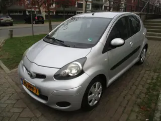 Toyota Aygo 1.0-12V Comfort//LEUKE 4 DEURS AUTO//