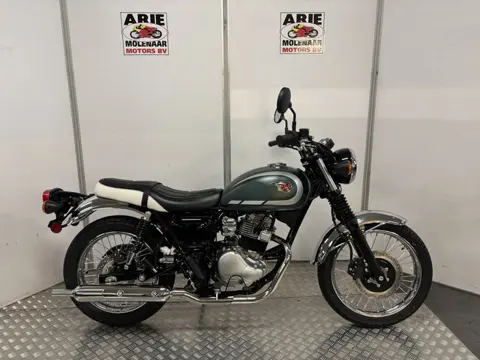 Kawasaki W230 (bj 2026)