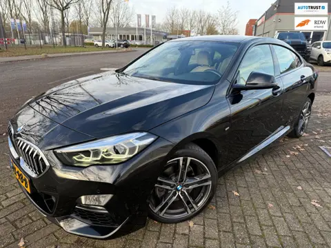 BMW 2-serie Gran Coupé 218i 2020 M-SPORT PAKKET HIGH-EXE LEDER CARPLAY KEY GO