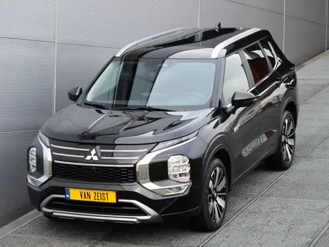Mitsubishi Outlander PHEV 2.4 FIRST EDITION 4WD | PLUG IN HYBRID | YAMAHA SOUND | 20'' LICHTMETAAL |