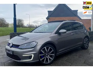Volkswagen Golf 1.4 TSI GTE/ Executive+/ Pano/ NAP/ 100% onderhouden