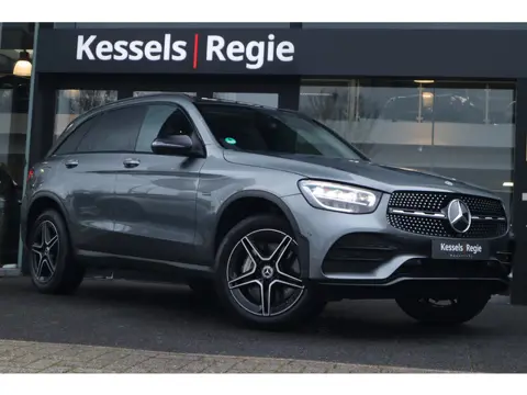 Mercedes-Benz GLC 300e 4MATIC AMG Night Pano 360 El.Haak CarPlay Stoelverwarming