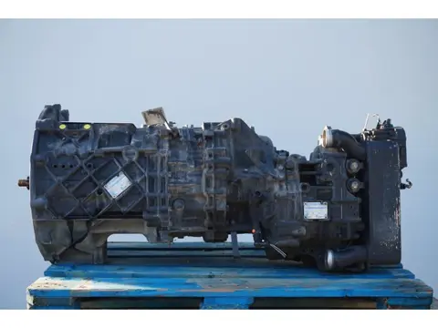 ZF 12AS2331DD+INT3 (bj 2012)