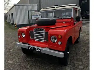 Land Rover 88 Serie III Santana (bj 1977)