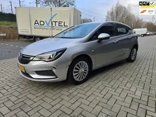 Opel Astra 1.6 CDTI Business+ / PDC / CAMERA / NAVI . ELEC. PAKKET / EXPORT PRIJS