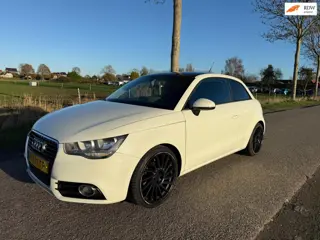 Audi A1 1.2 TFSI Ambition Pro Line Nieuwe APK !