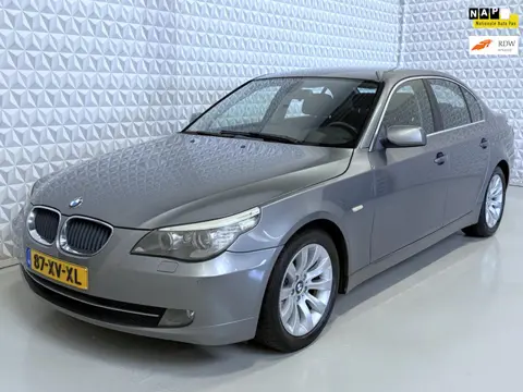 BMW 5-serie 520i Facelift Sedan AUTOMAAT / 200.000km (2007)