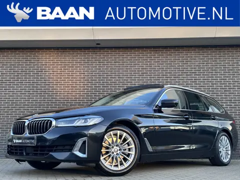 BMW 5 Serie Touring 520d High Executive | Panoramadak | Luxury line | 360 Camera | Head-up Display