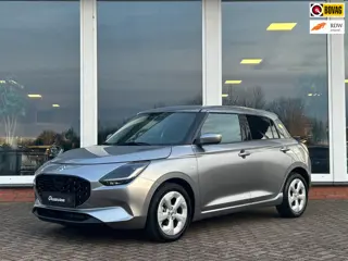 Suzuki Swift 1.2 Select Smart Hybrid - Navi - Clima - Camera - PDC - LM