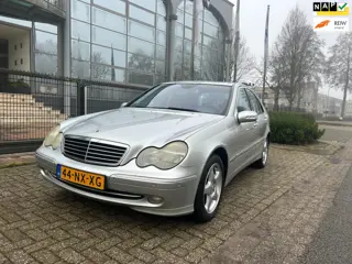 Mercedes-Benz C-klasse 180 K. Avantgarde leer nieuwe apk