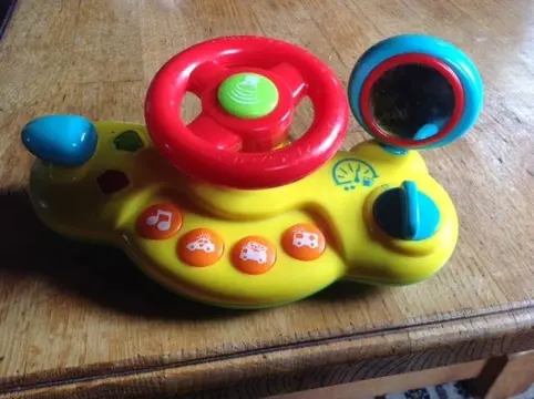 Baby- speelstuur van Playgo - met leuke geluiden.