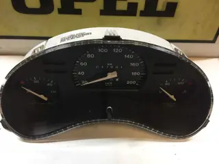 Kilometerteller cockpit Opel Corsa B 90386322