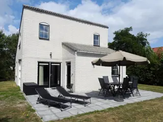 Vakantiehuis op veelzijdig vakantiepark vlakbij zee en De Cocksdorp