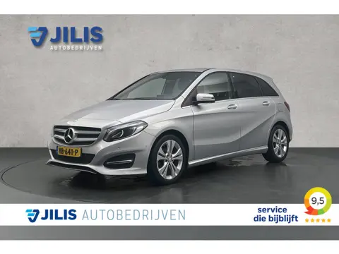 Mercedes-Benz B-Klasse 180 Ambition | Trekhaak | Half lederen bekleding | Navigatie | Cruise control