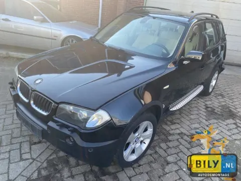 In onderdelen bmw E83 '04 BILY bmw autodemontage