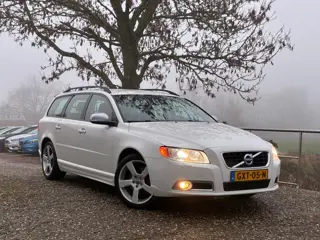 Volvo V70 2.5T Summum | R-Design + Clima + Cruise + Leder nu € 11.975,-!!!