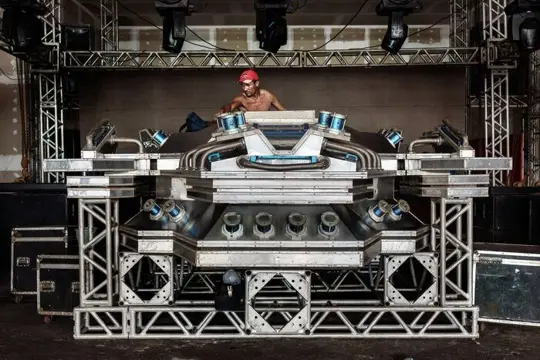 Vincent Rosenblatt (1972) - Tecnobrega #114 - Maquina do