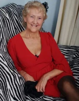 Wie wil mij regelmatig plezieren