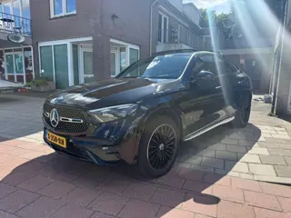 Mercedes-Benz GLC-klasse Coupé 300e 4MATIC AMG Line VOLL OPTIES 1E EIGENAAR 18643 KM