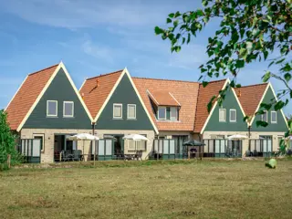 Vakantiehuis met uitzicht over heidevelden en weiland nabij De Koog