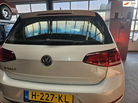 Volkswagen E-Golf E-DITION -- Parelmoer wit !! -- orig. NL auto