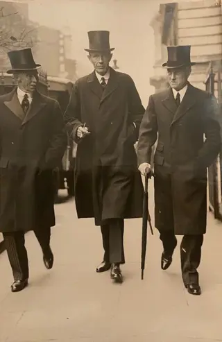 Fotobureau Holland - Ministers leave after Cabinet meeting