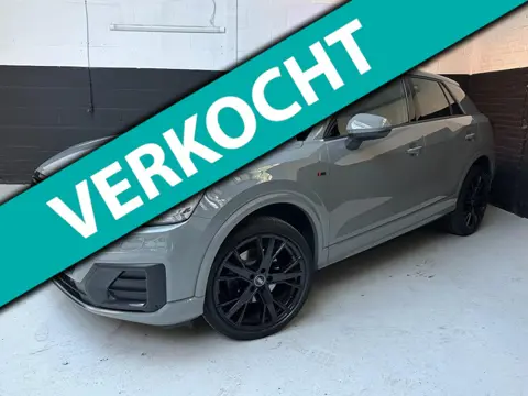 Audi Q2 1.4 TFSI CoD #limited | Nardo | Pano | LED